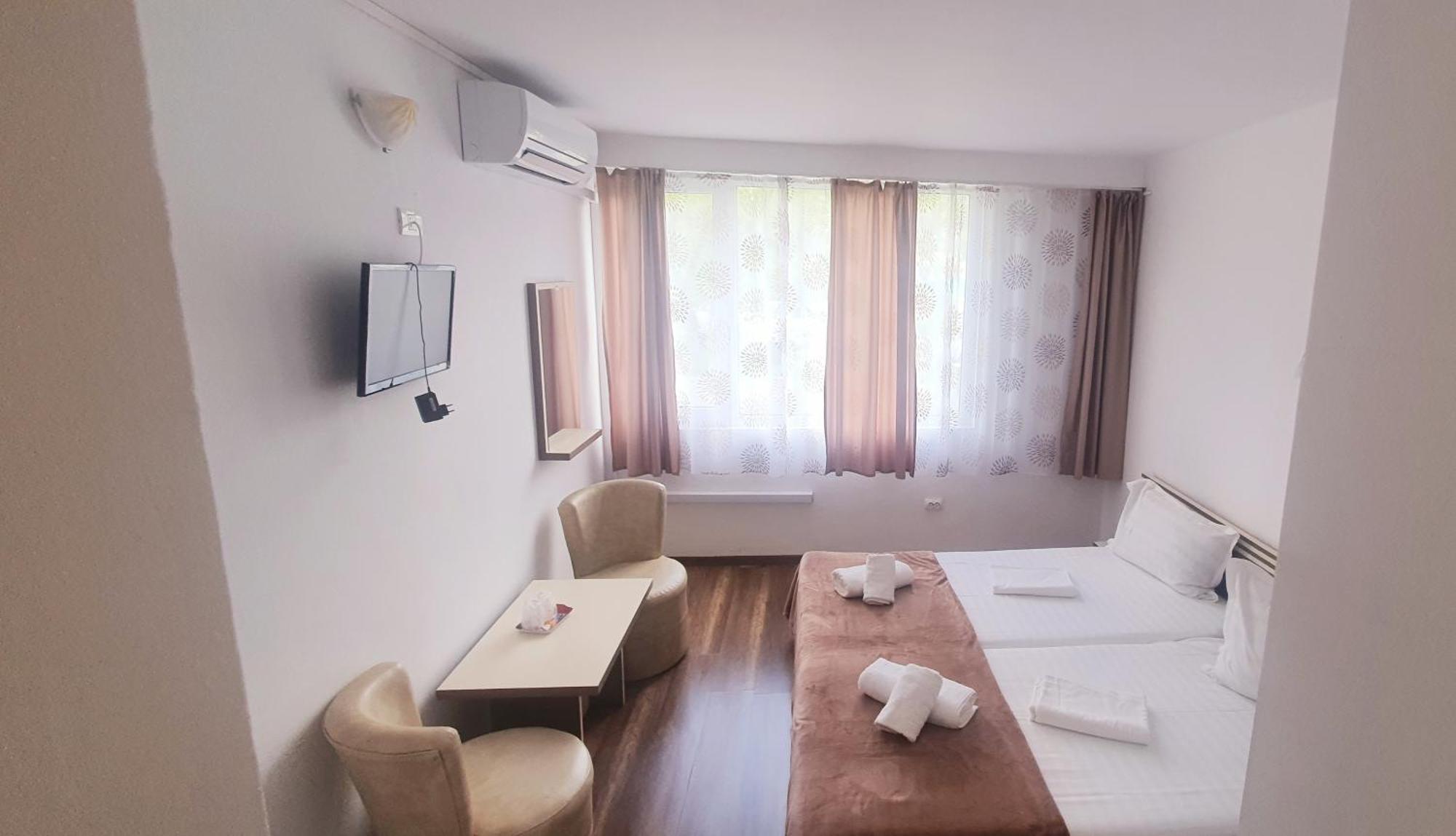 Hotel Pescarus Мамая Экстерьер фото